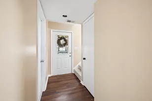 3063 Clairpoint Way, Columbus, OH 43227 - Photo 3