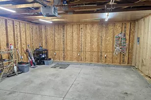 101 Porcelain St, New Lexington, OH 43764 - Photo 7
