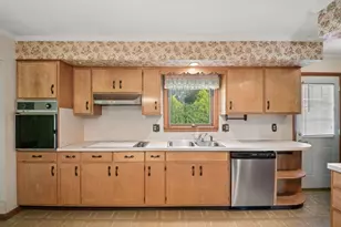 5450 Sandalwood Blvd, Columbus, OH 43229 - Photo 11