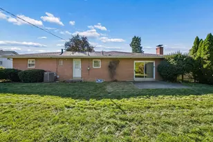 5450 Sandalwood Blvd, Columbus, OH 43229 - Photo 31