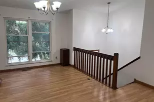 1089 Esther Dr, Columbus, OH 43207 - Photo 5