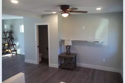 501 S Oakley Avenue, Columbus, OH 43204 - Photo 11