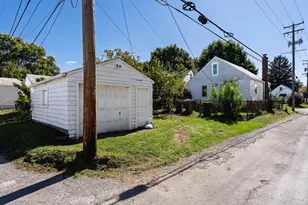 22 E Royal Forest Blvd, Columbus, OH 43214 - Photo 23