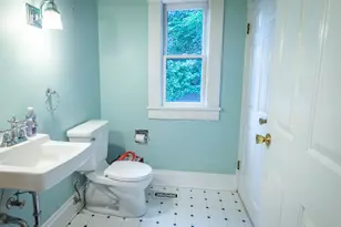 383 W Hubbard Ave, Columbus, OH 43215 - Photo 7