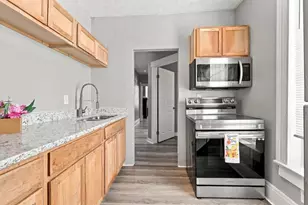 39 N Guilford Ave, Columbus, OH 43222 - Photo 11