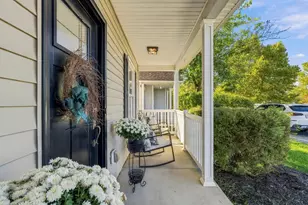 2998 Dustin's Wy, Columbus, OH 43228 - Photo 5