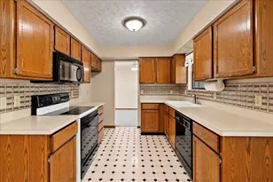 244 Connell Ct, Reynoldsburg, OH 43068 - Photo 13