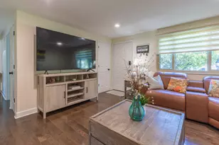 2047 Wolverhampton Rd, Powell, OH 43065 - Photo 5