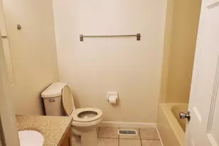 1201 Farmington Ln, Washington Court House, OH 43160 - Photo 7