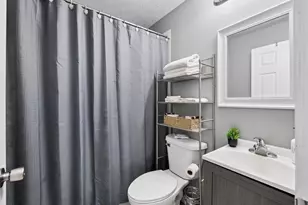 2479 Renwood Pl, Columbus, OH 43211 - Photo 21