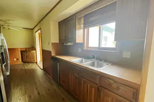 1320 Seymour Ave, Columbus, OH 43206 - Photo 11