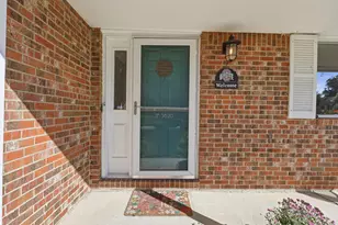 5620 Orchid Pl, Columbus, OH 43235 - Photo 3