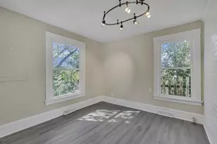 229 N Spring St, Logan, OH 43138 - Photo 9