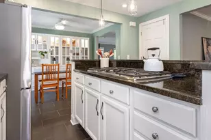 2424 Plymouth Ave, Columbus, OH 43209 - Photo 13