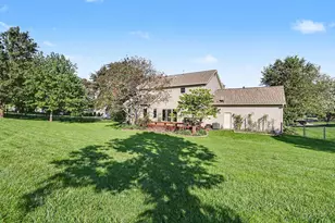 215 Ashley Ct, Columbus, OH 43230 - Photo 49