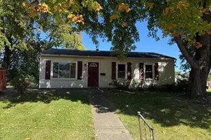 126 Phelps Rd, Columbus, OH 43207 - Photo 1