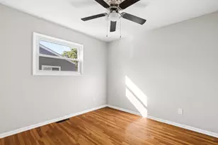 277 N Brinker Ave, Columbus, OH 43204 - Photo 9