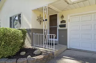 1349 Bellflower Ave, Columbus, OH 43204 - Photo 3