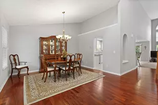 6330 Commonwealth Dr, Westerville, OH 43082 - Photo 15