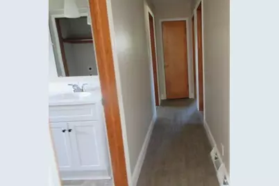 2740 Village Drive, Zanesville, OH 43701 - Photo 15