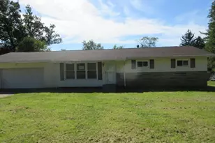 2740 Village Dr, Zanesville, OH 43701 - Photo 33