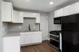 1973 Dunning Rd, Columbus, OH 43219 - Photo 9