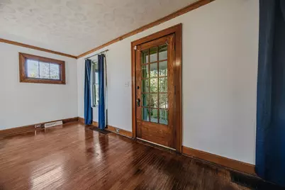 1749 Sullivant Avenue, Columbus, OH 43223 - Photo 9