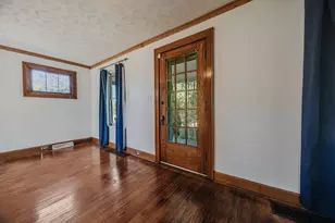 1749 Sullivant Ave, Columbus, OH 43223 - Photo 21