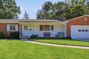 1015 Woodmere Rd, Columbus, OH 43220 - Photo 1