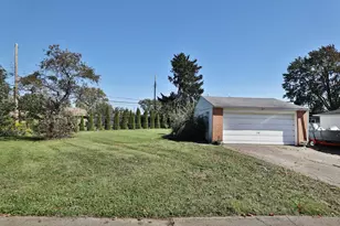 1108 Marland Dr N, Columbus, OH 43224 - Photo 33