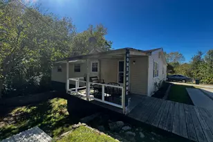 7087 Iris Dr, Grove City, OH 43123 - Photo 3