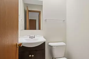 5226 Brandy Oaks Ln, Columbus, OH 43220 - Photo 11