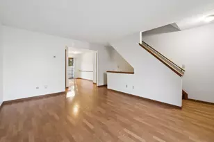 5226 Brandy Oaks Ln, Columbus, OH 43220 - Photo 5