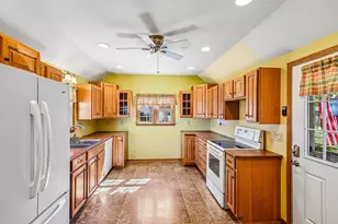 549 E Court St, Urbana, OH 43078 - Photo 9