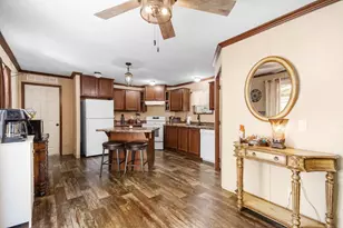 248 Thorn Locust Ln, London, OH 43140 - Photo 11