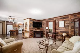248 Thorn Locust Ln, London, OH 43140 - Photo 7