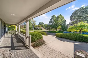 2310 Concord Village Dr, Columbus, OH 43220 - Photo 31