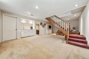 2310 Concord Village Dr, Columbus, OH 43220 - Photo 23