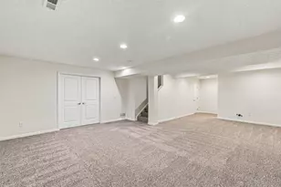 7915 Avaleen Cir N, Dublin, OH 43016 - Photo 33