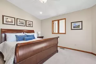 1200 E Choctaw Dr, London, OH 43140 - Photo 21
