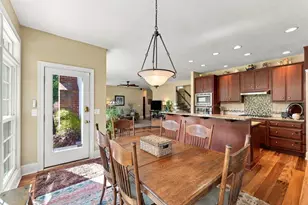 372 Ashmoore Cir E, Powell, OH 43065 - Photo 11