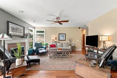 372 Ashmoore Circle E, Powell, OH 43065 - Photo 5