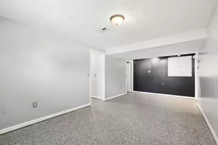 2928 Daisy Ln, Columbus, OH 43204 - Photo 23