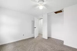 8976 Canoe Dr, Galloway, OH 43119 - Photo 13