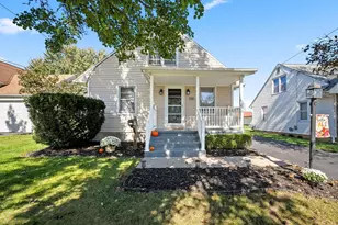330 E Washington Ave, Marion, OH 43302 - Photo 1
