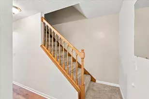 1447 Sunflower Dr, Columbus, OH 43204 - Photo 25