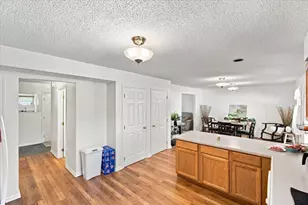 1447 Sunflower Dr, Columbus, OH 43204 - Photo 15