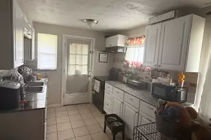 3515 Eakin Rd, Columbus, OH 43204 - Photo 9