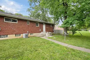 3216 Maize Rd, Columbus, OH 43224 - Photo 7