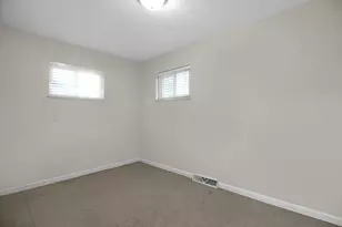 3216 Maize Rd, Columbus, OH 43224 - Photo 23